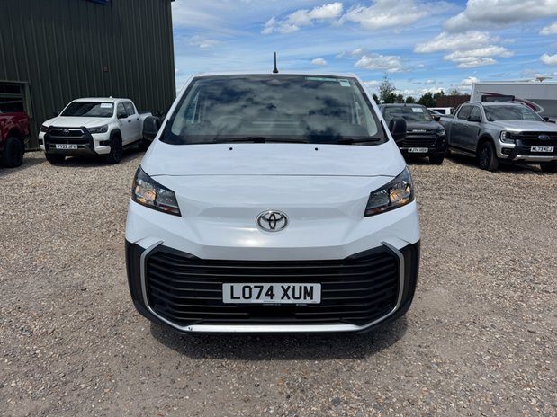 Toyota Proace LWB L2H1 [SOLD MM] Low Roof (Category N) Icon 310 Air Con Nav Sensors EURO 3