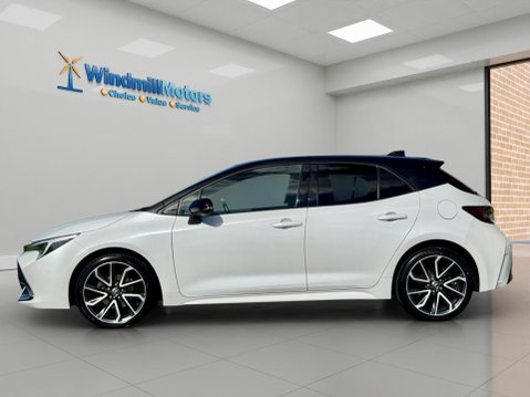 Toyota Corolla 1.8 VVT-h Excel CVT Euro 6 (s/s) 5dr 9