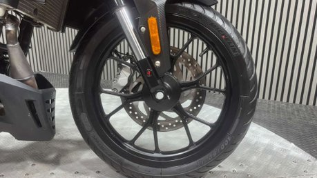 Aprilia Tuono 2025 25 PLATE 15BHP E5 SPORTS BIKE LEARNER ONLY 3K 16