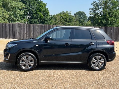 Suzuki Vitara SZ-T BOOSTERJET MHEV 6