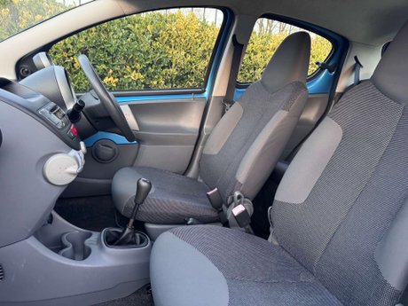 Peugeot 107 1.0 107 Urban 5dr 21