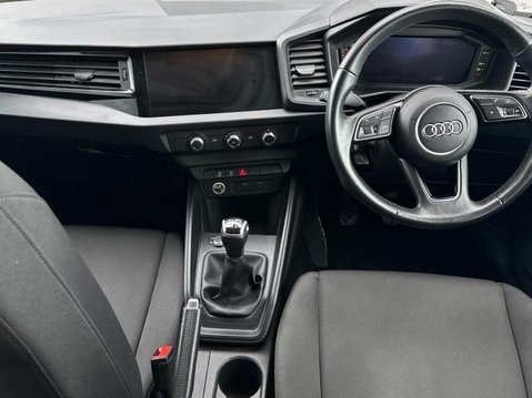 Audi A1 SPORTBACK TFSI TECHNIK 4