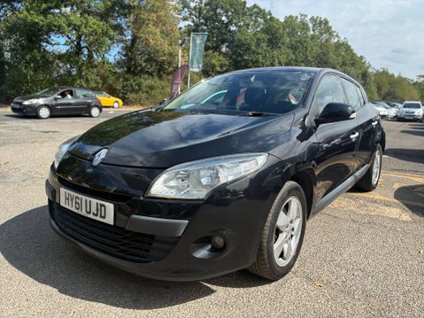 Renault Megane 1.6 16V Dynamique TomTom Hatchback 3dr Petrol Manual (163 g/km, 110 bhp) 3