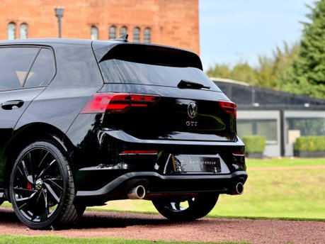 Volkswagen Golf GTI TSI DSG 19