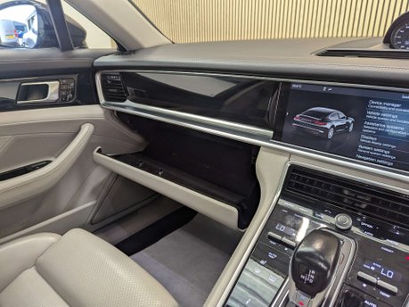 Porsche Panamera 2.9 Panamera 4 E-Hybrid Semi-Auto 4WD 5dr 91