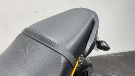 Honda CB 650 NAKED BIKE 2015 ONLY 10K MOT WARRANTY VERY CLEAN 650CC 22