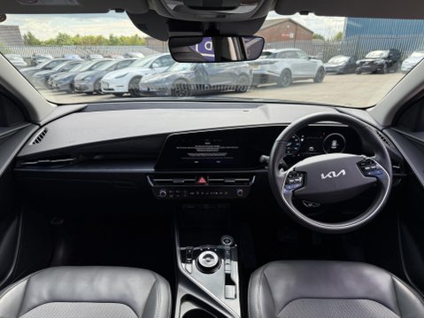 Kia Niro 64.8kWh 3 SUV 5dr Electric Auto (201 bhp) 28