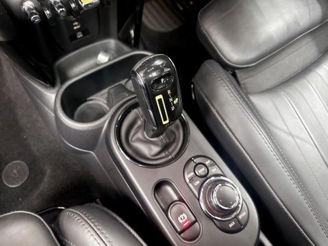 Mini Hatch Cooper SE 32.6kWh Level 3 Hatchback 3dr Electric Auto (184 ps) 17