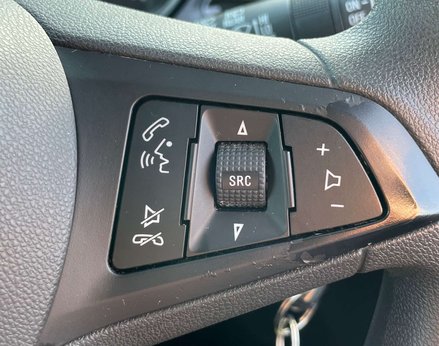 Vauxhall Viva 1.0 Viva SE 5dr 34