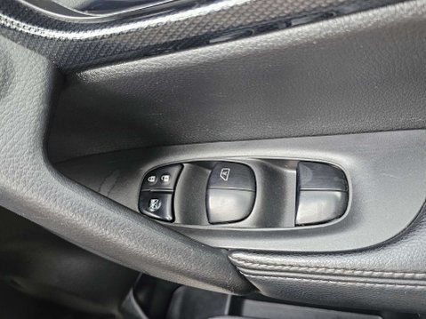 Nissan X-Trail 2.0 X-Trail Tekna dCi 4x4 CVT 4WD 5dr 39