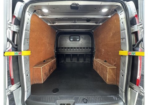 Ford Transit Custom 2.0 300 EcoBlue Limited Crew Van Double Cab 5dr Diesel Manual L2 H1 Euro 6 40