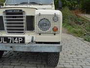 Land Rover 88 Series III SUV 36