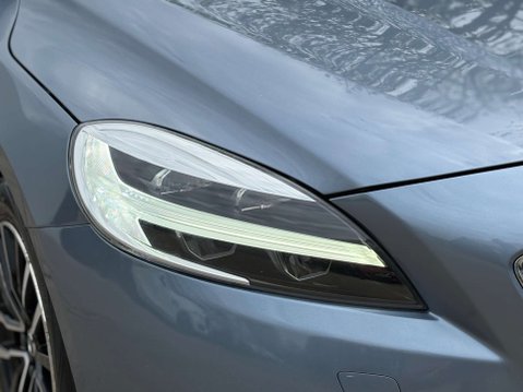 Volvo V40 2.0 V40 R-Design Edition T2 5dr 4
