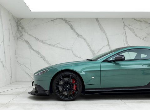 Aston Martin Vantage GT8 27
