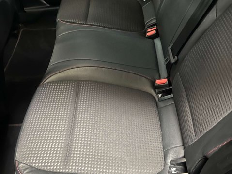 Ford Focus 1.5 Focus  ST-Line X TDCI 5dr 27