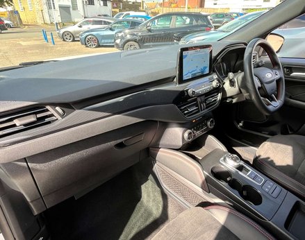 Ford Kuga 2.5 Kuga ST-Line X Edition HEV CVT 5dr 17
