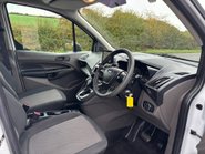 Ford Transit Connect 220 Leader DCIV Selectshift Auto - Sat Nav / 5 Seats / Rear Camera 18