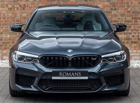 BMW M5 Competition 4