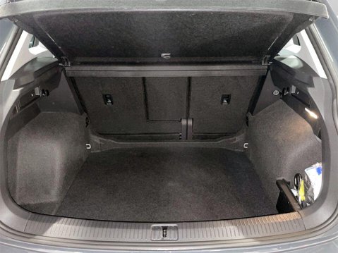 Volkswagen Tiguan 1.5 TSI Elegance SUV 5dr Petrol DSG Euro 6 (s/s) (150 ps) Air Con - Alloys 21