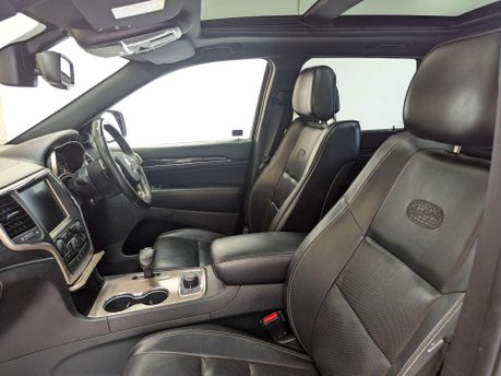 Jeep Grand Cherokee 3.0 Grand Cherokee Overland CRD Auto 4WD 5dr 35
