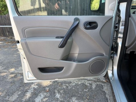 Renault Kangoo LL PLUS DCI 17