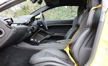 Ferrari F12 Berlinetta 28