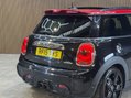 Mini Hatch 2.0 John Cooper Works Auto 3dr 23