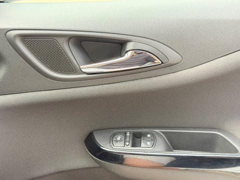 Vauxhall Corsa LIMITED EDITION 18