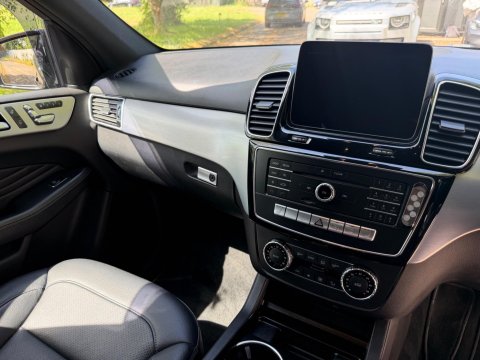 Mercedes-Benz GLE GLE 250 D 4MATIC AMG NIGHT EDITION 23