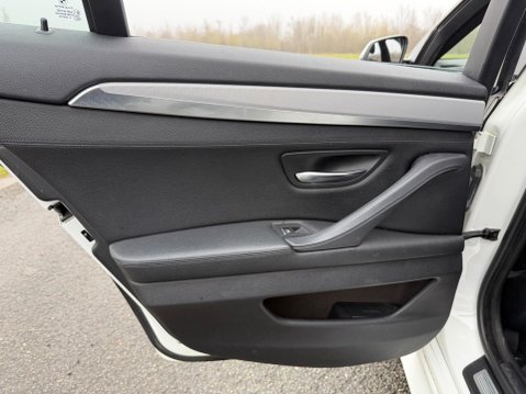 BMW 5 Series 2.0 520d M Sport Touring Auto Euro 6 (s/s) 5dr 45