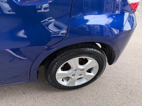 Honda Jazz 1.4 i-VTEC ES i SHIFT Euro 5 5dr 31