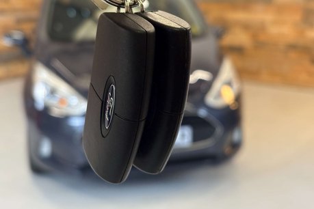 Ford B-Max 1.6 Zetec MPV 5dr Petrol Powershift Euro 5 (105 ps) 81