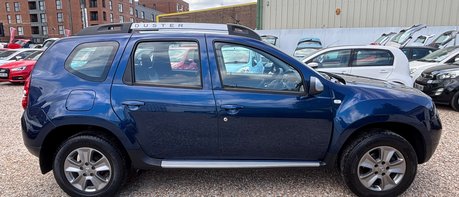 Dacia Duster LAUREATE DCI…AUTOMATIC .1 PREVIOUS OWNER..7 SERVICES.. 1