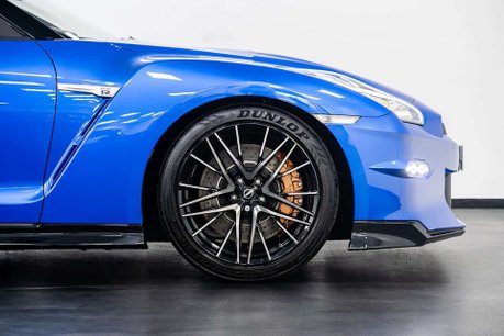 Nissan GT-R Premium Edition 3.8 2dr Coupe Semi Auto Petrol 16