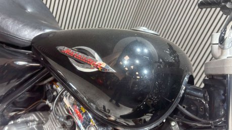 Suzuki Marauder GZ 2006 19K RUNNING CRUISER PROJECT BIKE SPARES OR REPAIR 125CC 18
