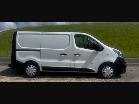 Vauxhall Vivaro 1.6 Vivaro 2900 Bi-T CDTi ecoFLEX S/S 3