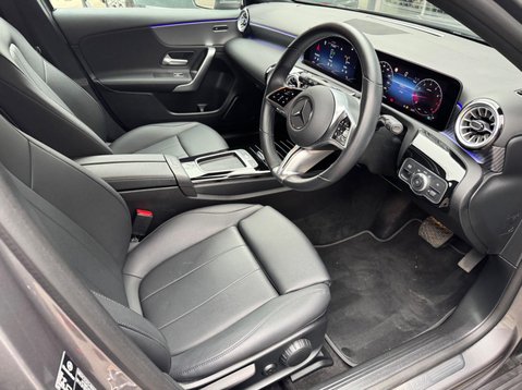 Mercedes-Benz A Class A 180 SPORT EXECUTIVE MHEV 16