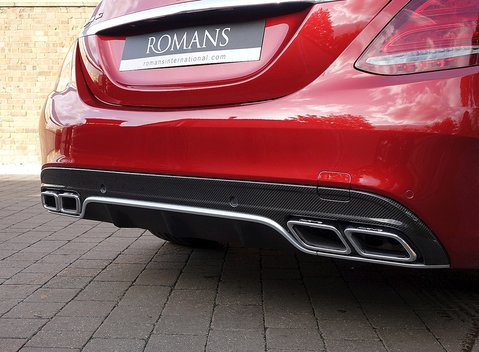 Mercedes-Benz C63 C63 S Saloon 5