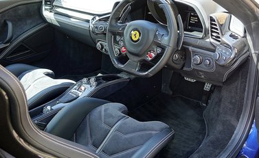 Ferrari 458 Italia 16