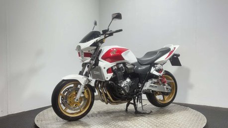 Honda CB 2008 26K OUTSTANDING CONDITION NEW MOT MUSCLE BIKE 1300CC 6