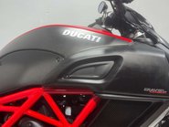 Ducati Diavel 1198 CARBON EDITION 24K 1 OWNER JUST SERVICED MOT APRIL 2027 35