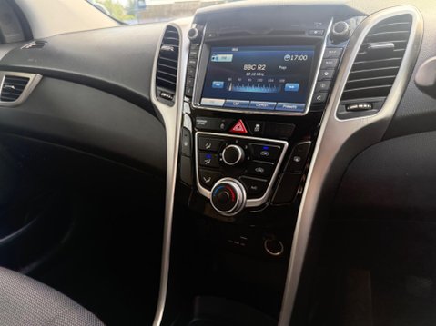 Hyundai i30 1.4 Blue Drive SE Nav Euro 6 (s/s) 5dr 13