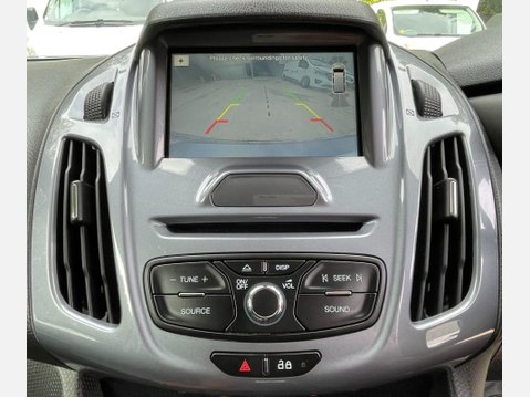 Ford Transit Connect 1.5 TDCi 240 Limited Panel Van 5dr Diesel Powershift L2 H1 (129 g/km, 118 b 37