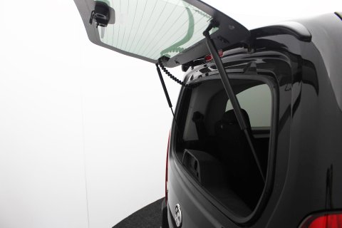 Vauxhall Combo Life 5dr 100kW Design 50kWh XL 7 Seat Electric Auto 11kW Charger 25