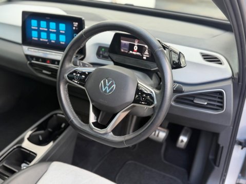 Volkswagen ID.3 Pro Performance 58kWh Family Auto 5dr 62
