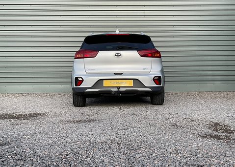 Kia Niro 4 13