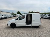 Peugeot Partner SWB L1H1 Low Roof Professional Air Con Sensors EURO 6 NO VAT 11