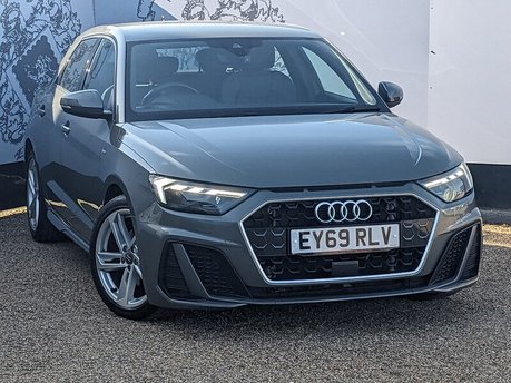Audi A1 SPORTBACK TFSI S LINE