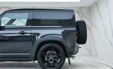 Land Rover Defender 90 V8 27