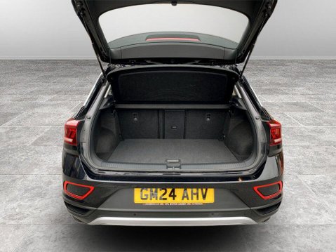 Volkswagen T-Roc 1.5 TSI Life SUV 5dr Petrol Manual Euro 6 (s/s) (150 ps) Air Con - Alloys - 21